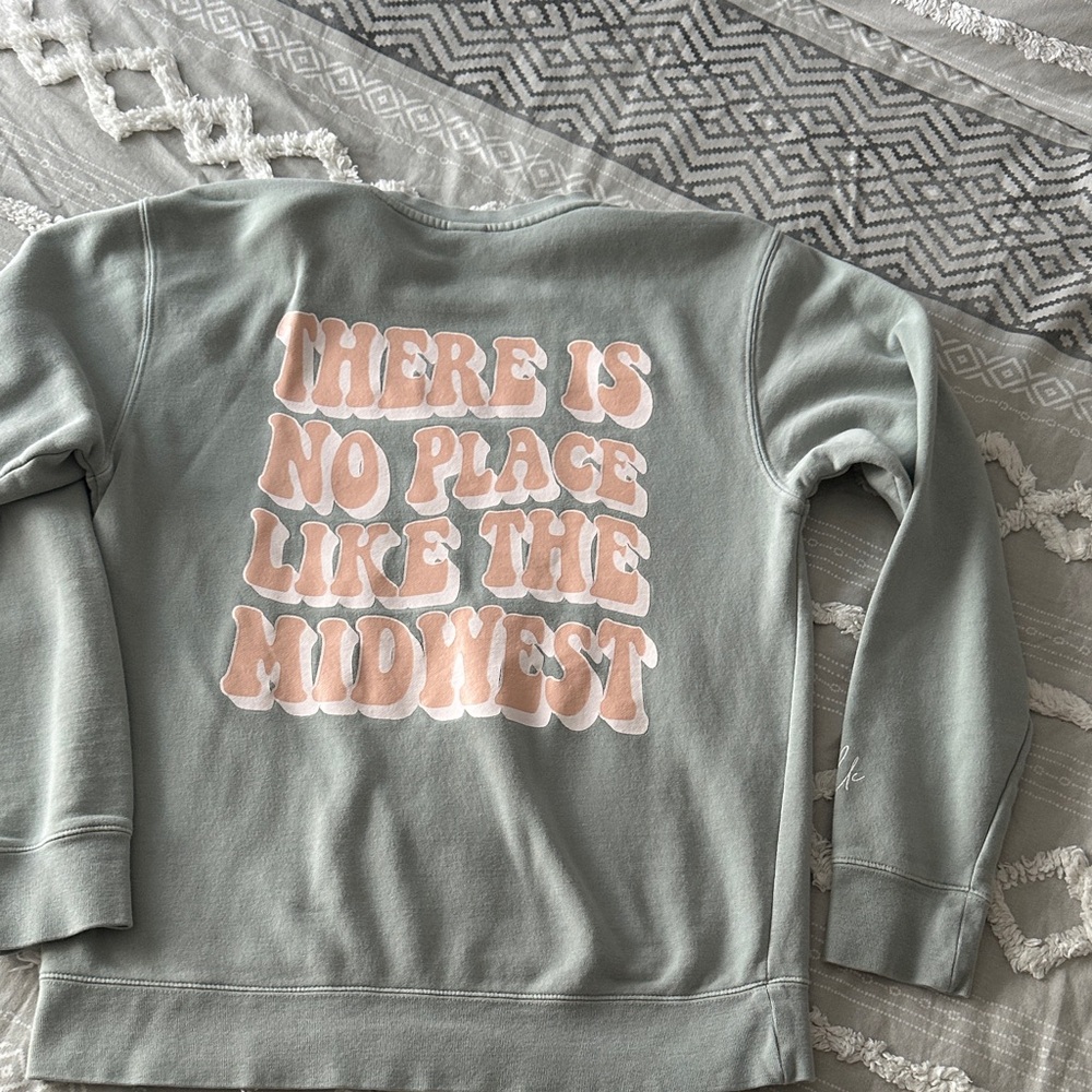 Green Sweatshirt with Midwest Graphic